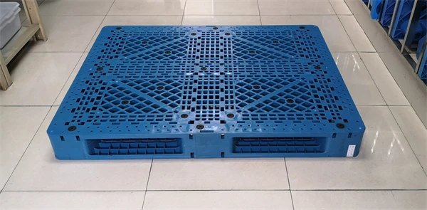Reversible Stacking Plastic Pallet supplier